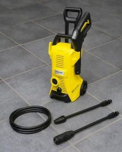 Nettoyeur haute pression Kärcher K3 avec moteur apparent